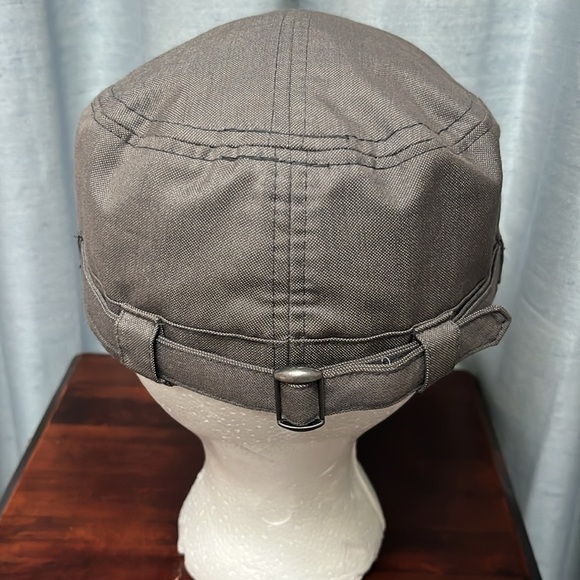 Saucy Calvin Klein Grey Newsboy Cap Size S/M - Picture 3 of 10